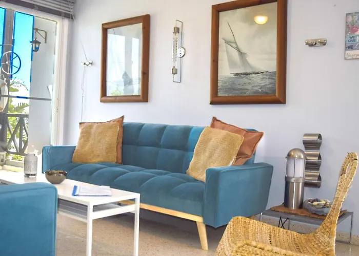 Yiallos Village C107 ラルナカ